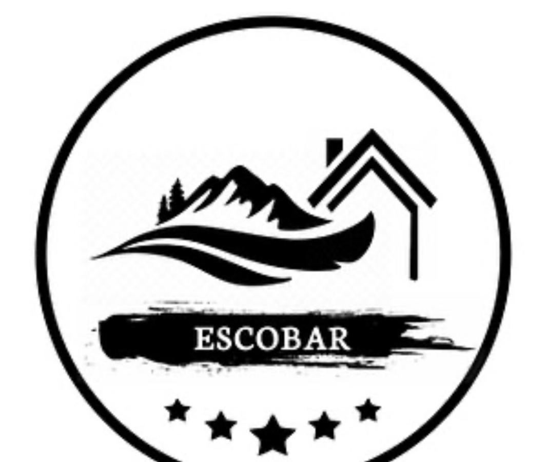 Escobars Backpackers Hostel Riga Exterior foto